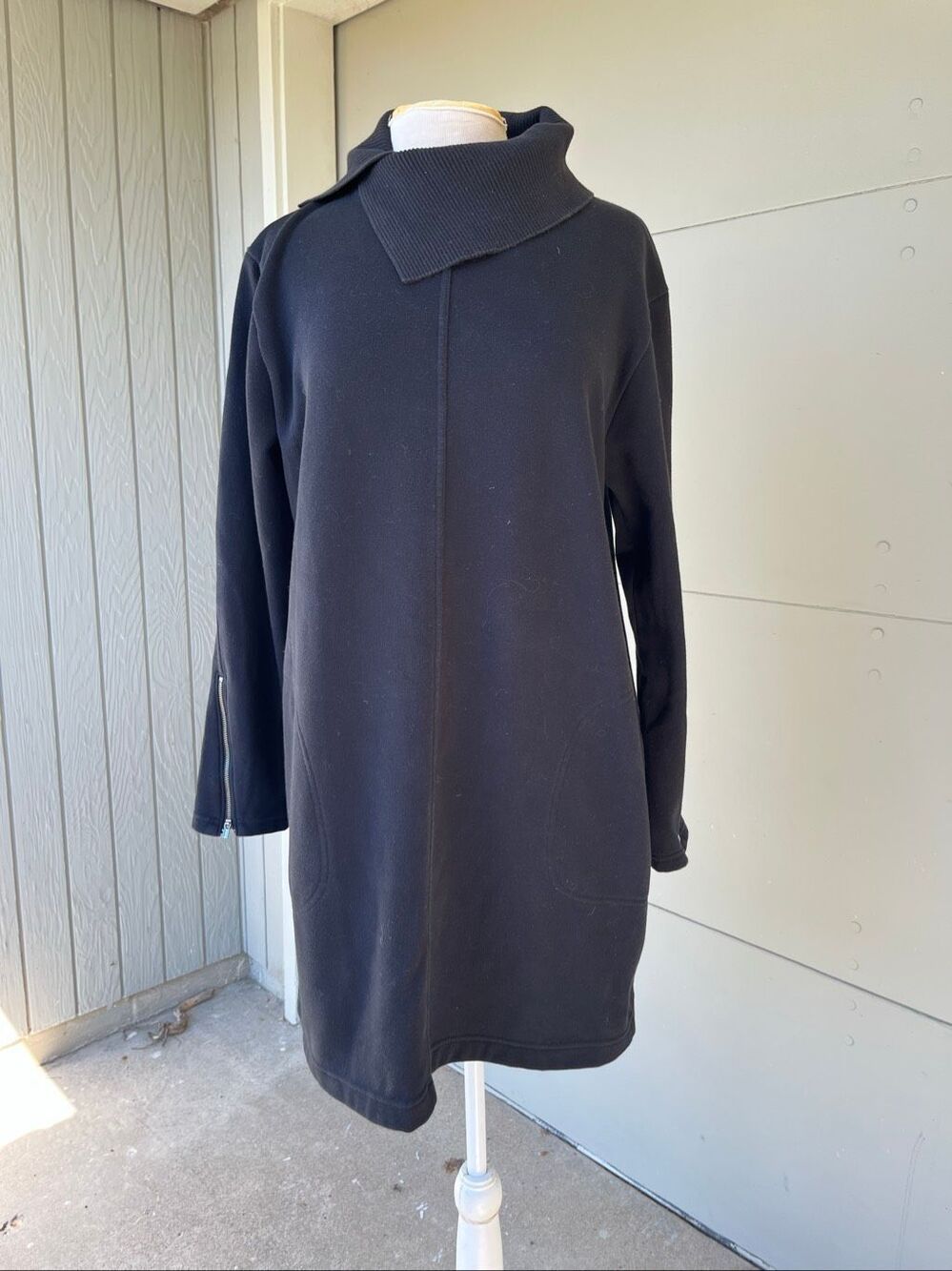 Athleta Cowl Neck Sweatshirt Dress L Black Tunic Travel Athleisure